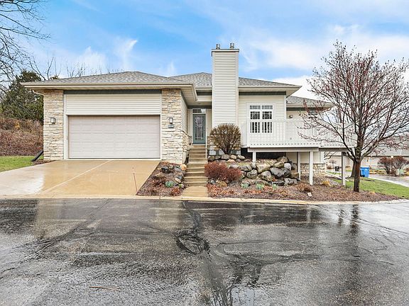 2nd image of 3216 Conservancy Ln