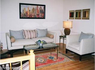3946 Kathryn Jean Ct, Fairfax, VA 22033