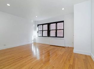 213 E 37th St #5H, New York, NY 10016
