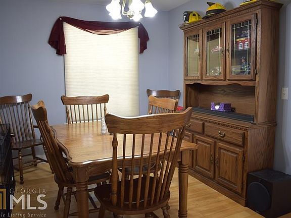 4th image of 204 Eastwinds Dr