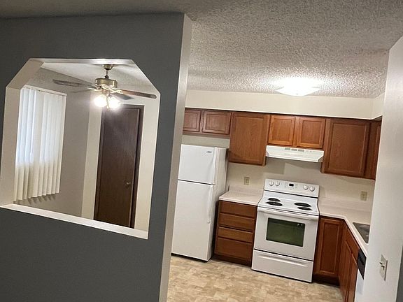 3rd image of 2443 N 44th St #15