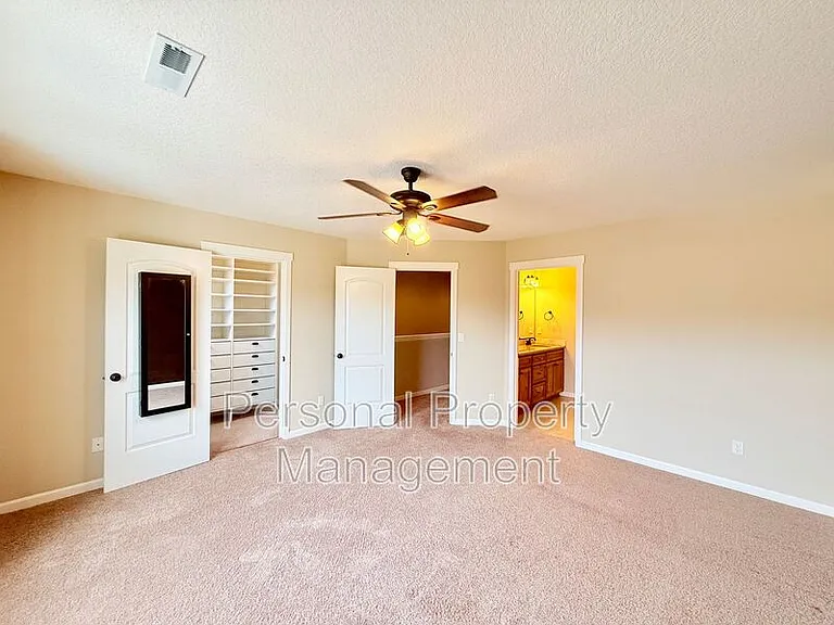 219 N 33rd Ct — Photo 16