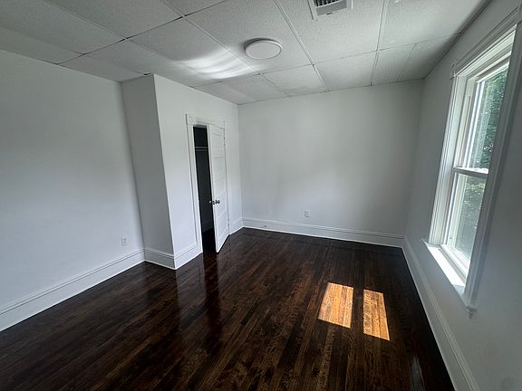 3rd image of 25 Wyman St APT 3