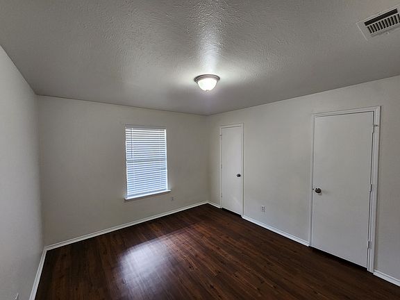 5th image of 2750 Sunset Strip Ave