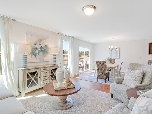 5th image of 1769 W Coronado Ave SE