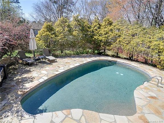 3rd image of 14609 Hanloch Ct