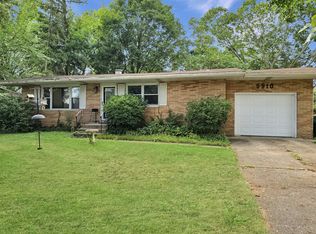 5910 McKinley St, Merrillville, IN 46410