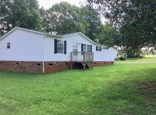 3484 Rock Creek Dr, Newton, NC 28658