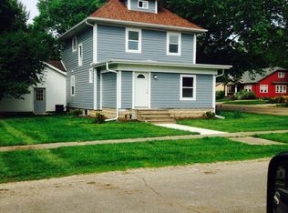 302 Heaton St, Walnut, IL 61376