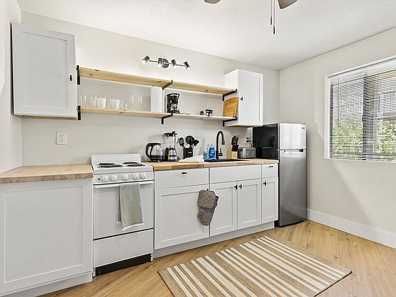 2nd image of 3801 Triana Blvd SW Ste 1