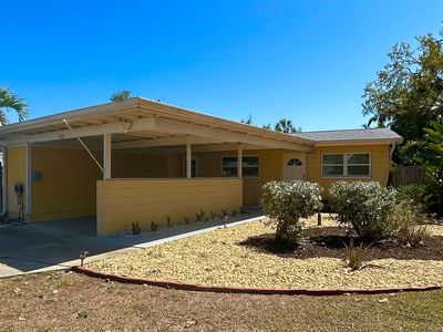 1600 Massachusetts Ave NE, Saint Petersburg, FL, 33703