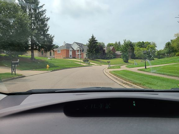 4th image of 2929 Stonewall Dr