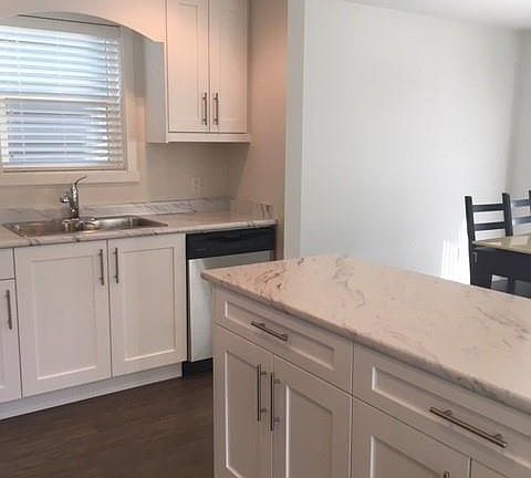 4th image of 518 Steeves Rd