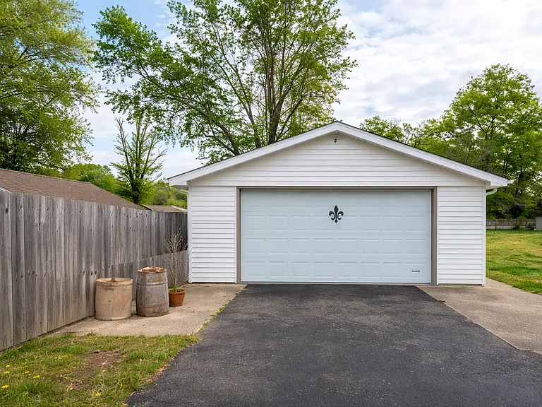 4011 Crawford Ave — Photo 19