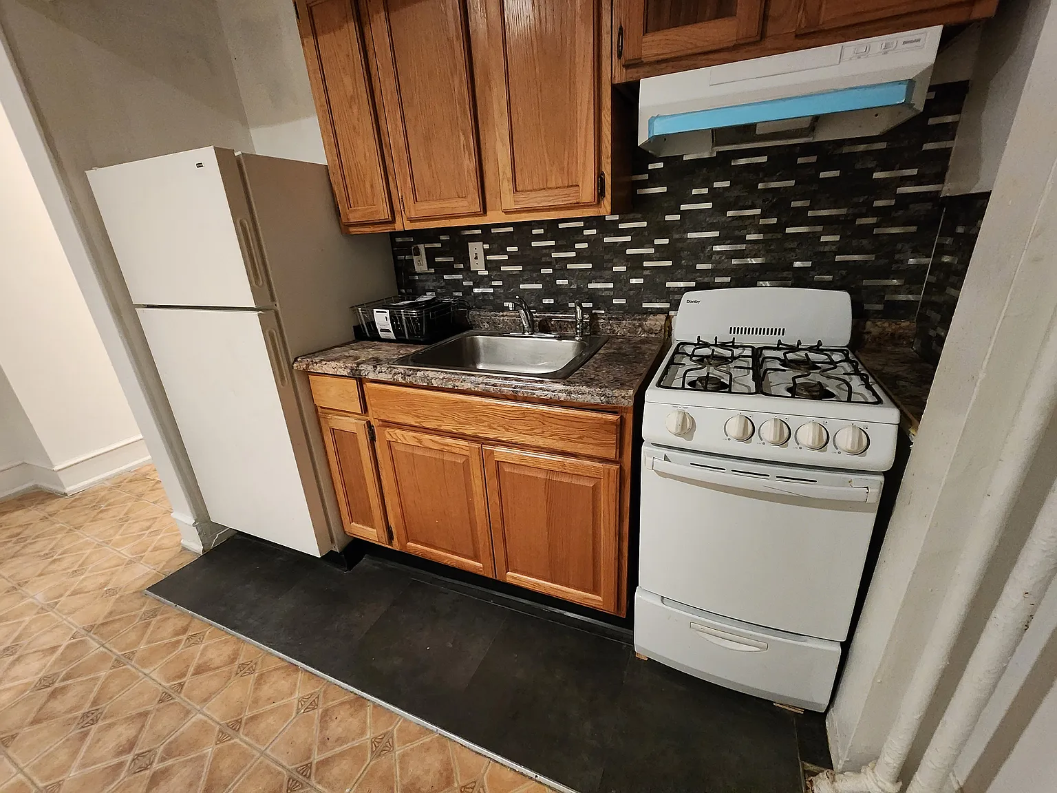 3531 Pacific Ave — Photo 3