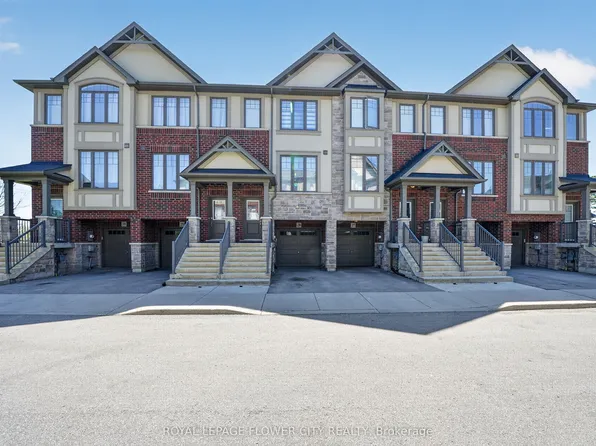 1169 Garner Rd E #28, Hamilton, ON L9G 0G8