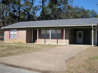 23241 Lakewood Dr, Frankston, TX 75763