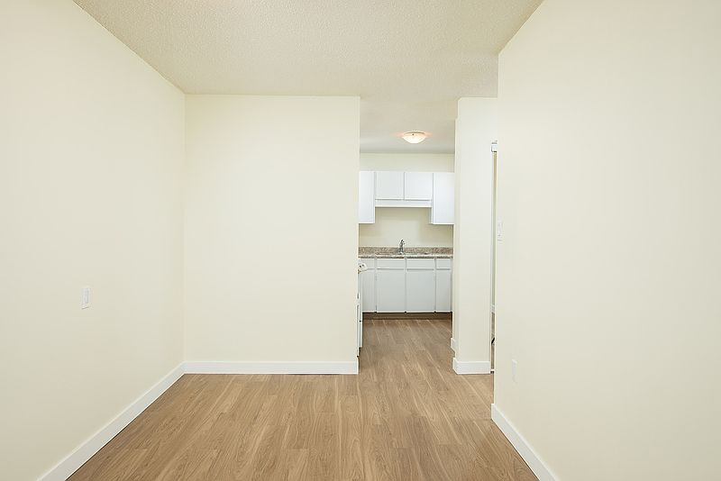 Spruce Grove Apartment for rent - 2 Bedrooms — photo 16