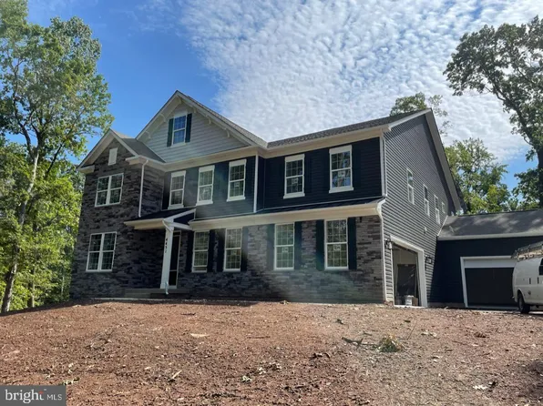 4451 Logmill Rd, Gainesville, VA 20155