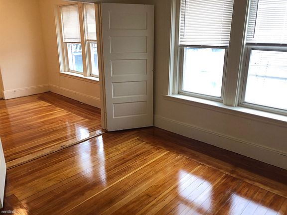 44 Park St. ##2 Salem Shared Unit Photo 6