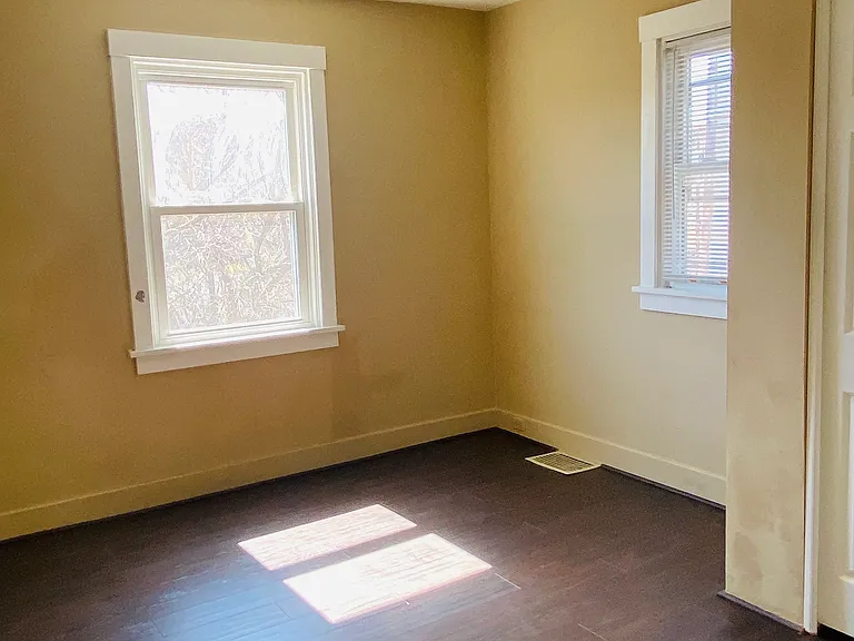2906 Pyramid Ave — Photo 12