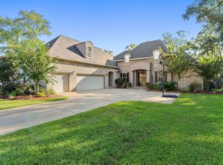 3316 Oakleigh Cir, Ocean Springs, MS 39564
