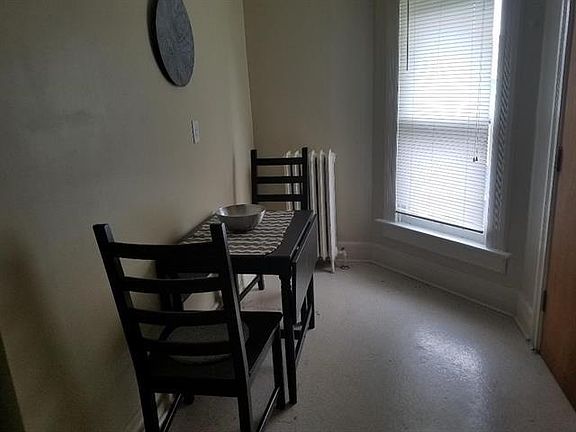 4th image of 723 E Centerway APT 2