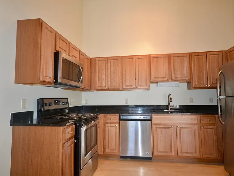 Stonington Estates Apartments — Photo 48