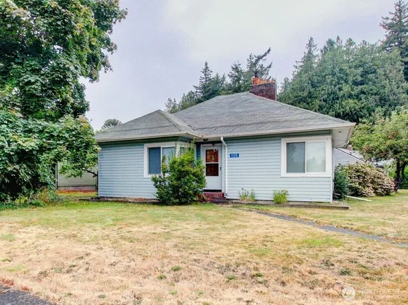 1135 E Orange Avenue, Burlington, WA 98233