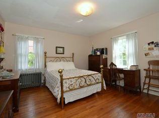 610 Concord Ave, Williston Park, NY 11596