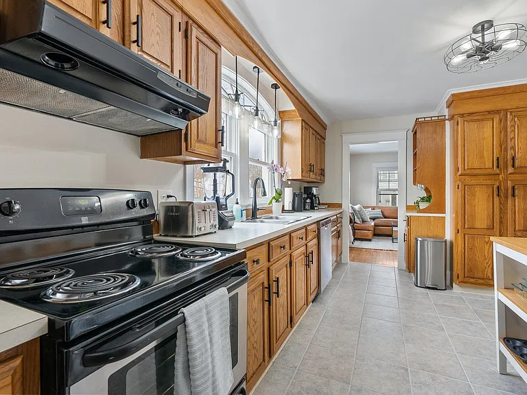 12 Hall Ave #A — Photo 10