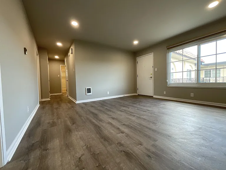130 Magnolia Ave — Photo 33