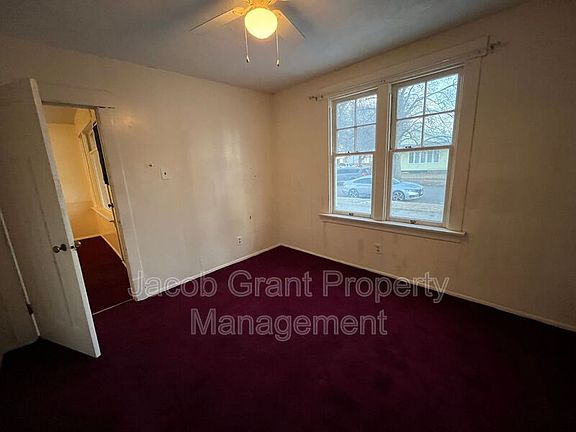 5th image of 1298 Idaho Ave Unit 2