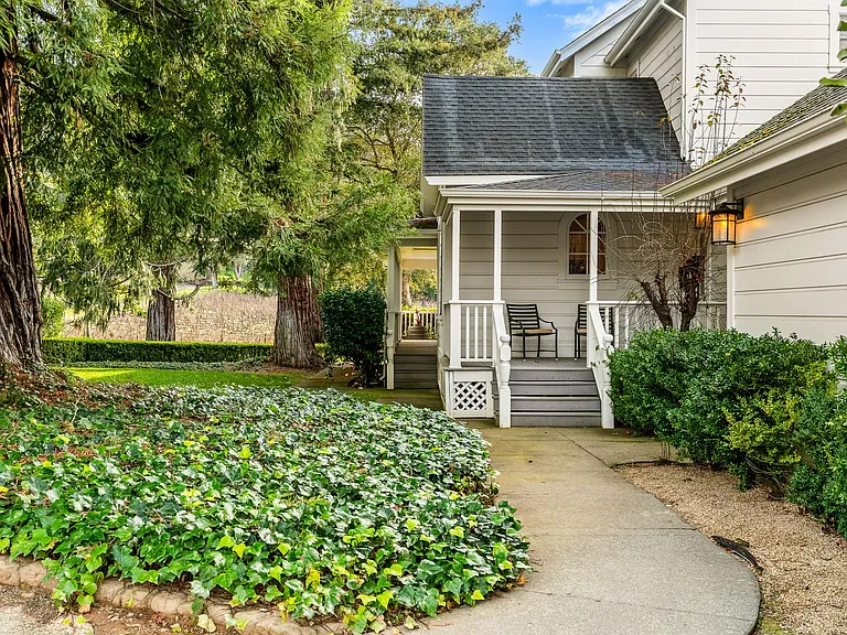 2850 Silverado Trl — Photo 21
