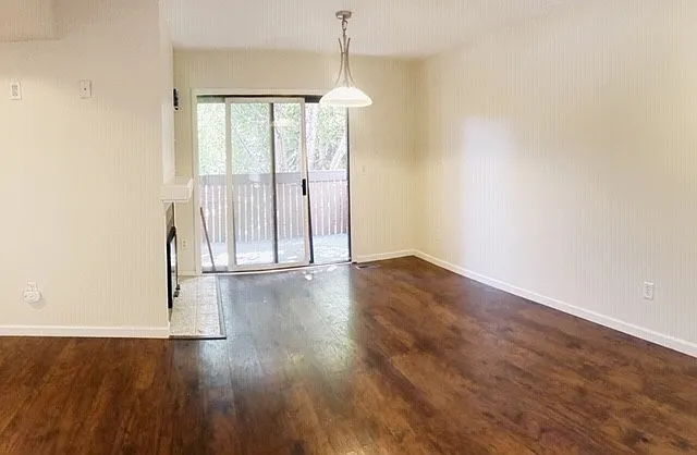 7270 Huntsmen Cir #F — Photo 7