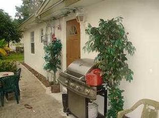 2423 Oklahoma St, West Palm Beach, FL 33406