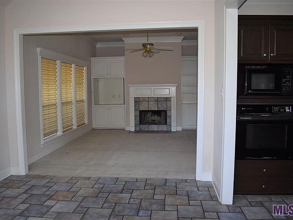 5th image of 10124 Summerfield Dr