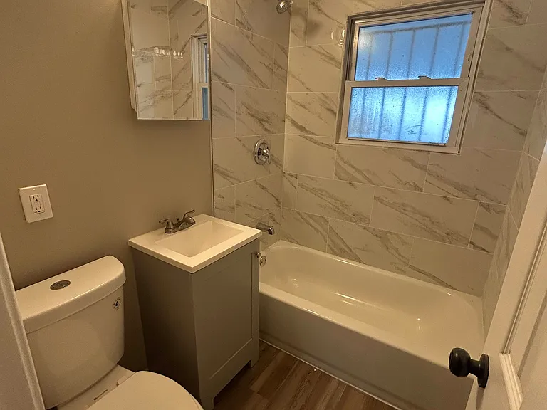 1336 E 51st Pl — Photo 14