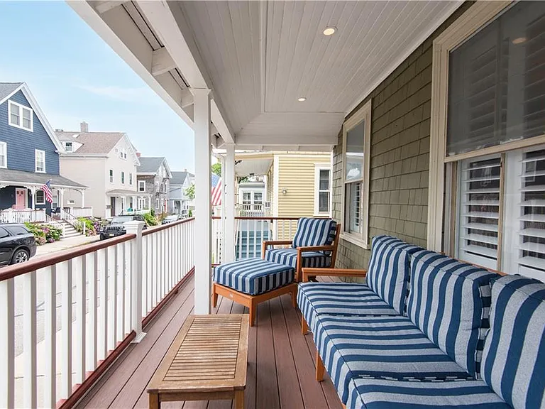 32 Hammond St — Photo 3