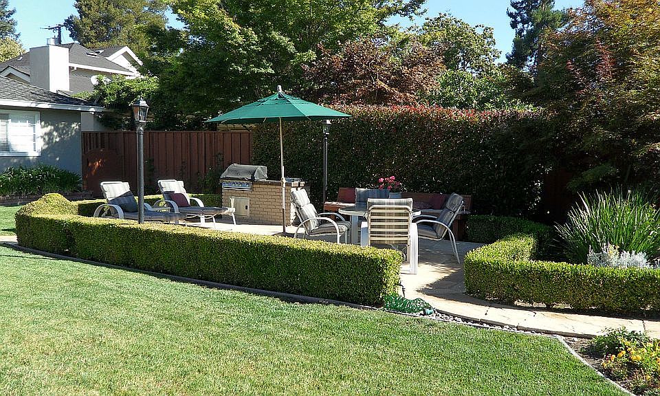 1st image of 3815 Magnolia Dr