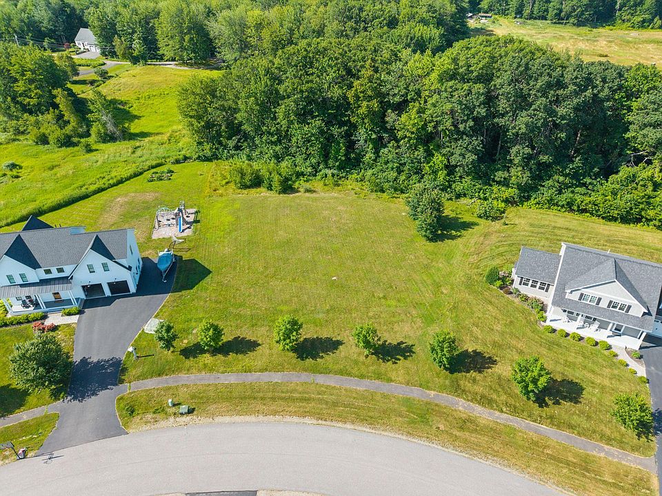1st image of 14 Higgins Drive