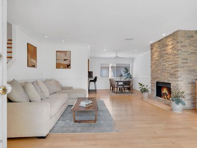 699 County Square Dr UNIT 5, Ventura, CA, 93003