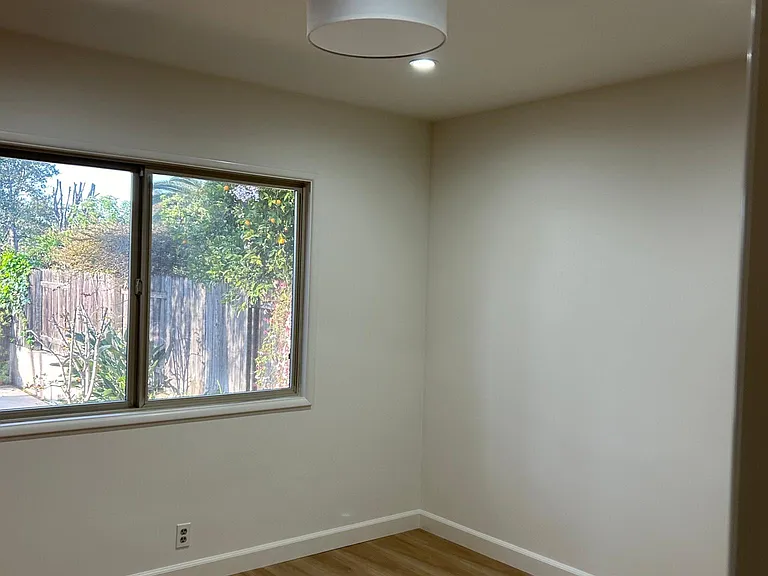 2nd bedroom/office