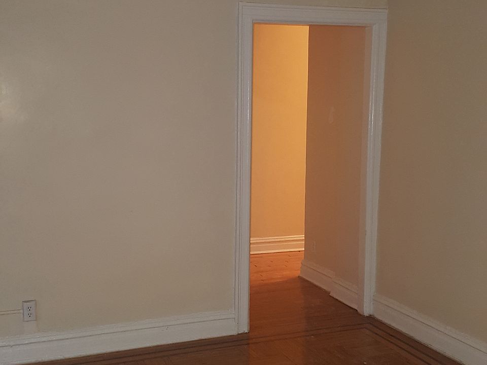 2nd image of 115 Fairview Ave APT 32