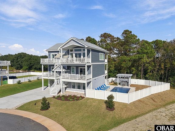 3rd image of 977 Cruz Bay Ct