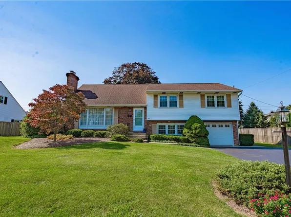 924 Liberty St, Emmaus, PA 18049