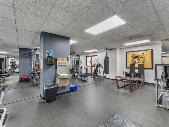 2110 Harmon Cove Tower image 41 of 50