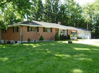 815 Uniontown Rd, Phillipsburg, NJ 08865