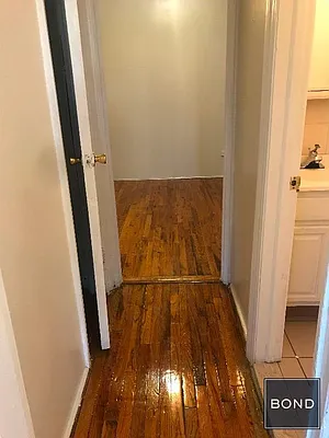 Rented by Bond New York | media 19