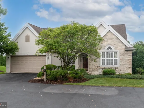 217 Sanibel Ln, Reading, PA 19610